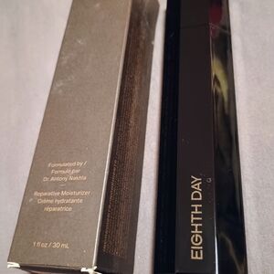 EIGHTH DAY Reparative Moisturizer